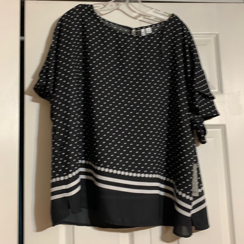 NWT Elle Womens size XXL Blouse